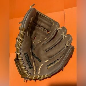 Vintage louisville slugger youth glove